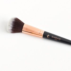 SHAINA B MIAMI Blush Brush